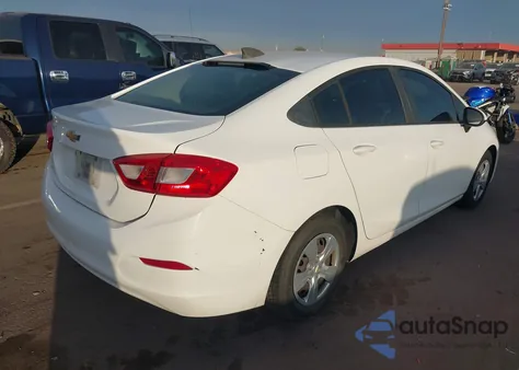 2018 Chevrolet Cruze Ls Auto z USA, uszkodzony, nr VIN 1G1BC5SM8J7122409